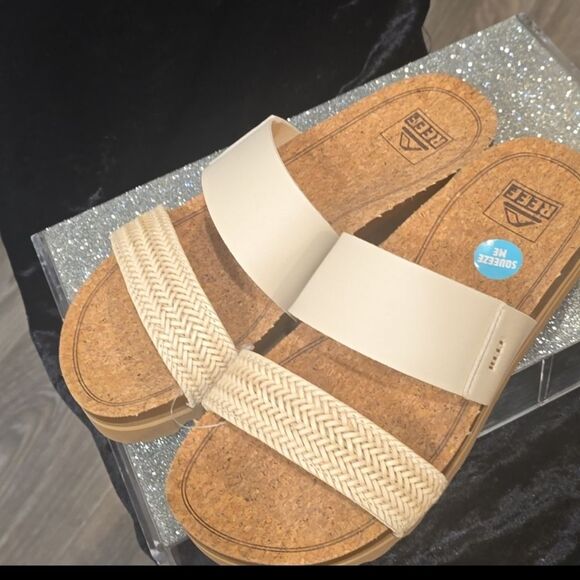 Reef Cushion Vista Hi Sandal- Vintage - Picture 12 of 12